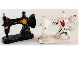 cast iron sewing machine salt pepper shakers vintage ミシン