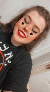 Streaming some Apex Legends tonight! MUST GO FASTER! Can you guess who I  main? Stop by to watch some epic wins and epic fails all in one go!  Meanwhile don't forget… -