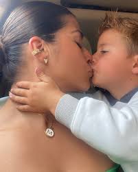 MAY ALEJA SUAREZ (@may.alejasd) • Instagram photos and videos