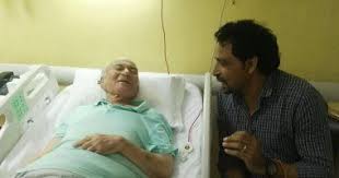 الخبر غير متاح Couple Photos Scenes Breaking News