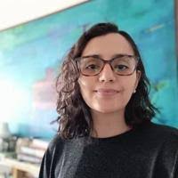 Magdalena Lyons's Instagram, Twitter & Facebook