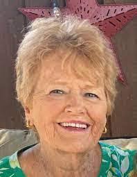 Doreen Arroyo's Instagram, Twitter & Facebook