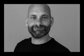 How to boost the confidence of managers