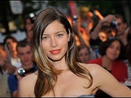 Biel began her career as a vocalist appearing in musical prod. Jessica Biel Long Hairstyles Youtube