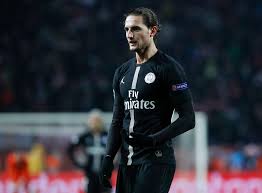 La madre del futbolista francés cargó duramente contra la directiva parisina. Adrien Rabiot S Complicated Time With Paris Saint Germain Comes To An End Psg Talk