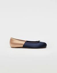 Hit that like, and subscribe button, and let me know what you think. Maison Margiela Tabi Spliced Ballet Flats Women Maison Margiela Store
