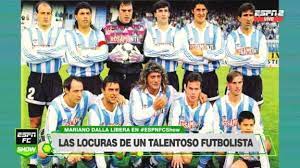 Dalla libera jugó en river plate, unión de santa fe, temperley, estudiantes de la plata, atlas de méxico, independiente santa fe, puebla fc, platense, huracán, racing club y newell's old boys. Dalla Libera Y La Divertida Forma Que Eligio Para Describir A Sus Companeros En Racing Espn Video