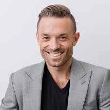 Amazing People Doing Amazing Things. Meet The Team That Makes @right_device  An Incredible Place To Be. @insta_kramb_