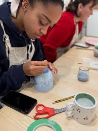 An inspiring evening with our Parsons Paris Alumni! 🤝🎨 Hosted by the  Parsons Paris Alumni Engagement team, the ceramics painting workshop was a  beautiful reminder of what makes this community so special,