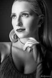 Stefani Kong Uhler American, b. ? Mary Ellen Mark and Marlon Brando, 1977  On the set of "Apocalypse Now" Pagsanjan, Phillipines Tri-X 100 📷  #StefaniKongUhler #MaryEllenMark #MarlonBrando #ApocalypseNow