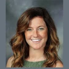 Allie Hennessy's Instagram, Twitter & Facebook