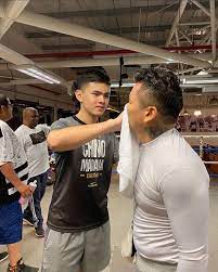 En vivo por @espnknockout #maidanacordoba espn2 21:30 20:30 19:30. La Particular Estrategia Para Convencer A Su Papa De Que Lo Dejara Boxear Y El Sueno De Triunfar Como Streamer Marcos Maidana Jr O Rufusmda El Hijo Mayor Del Chino Infobae