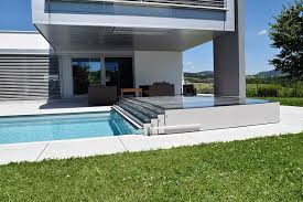 Kratzfeste Pooluberdachung Aus Echtglas Made In Austria Pooluberdachung Uberdachungen Swimming Pool