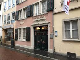 A escola oferece os cursos de instrumentos,técnica vocal, musicoterapia, musicalização, desenho e pintura, preparatório para. Beethoven Haus Bonn Und Museum Den Komponisten Hautnah Erleben