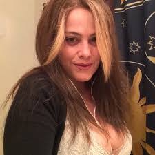 Kimberly Grassman's Instagram, Twitter & Facebook