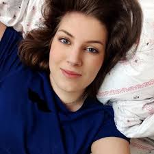 Although it looks new, this banknote is no longer valid in the Czech  Republic. The same applies to the 20 Czk banknote. Valid are 1, 2, 5, 10,  20 and 50 coins.