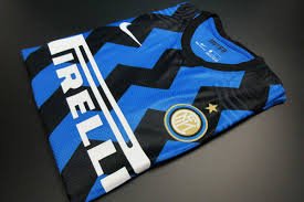 Fora do país, o clube também soma sucessos: Camisa Da Inter De Milao Home 2020 2021 Versao Jogador Mg Camisas Futebol