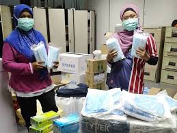 Kkm tumpu lokaliti harian metro. Pejabat Kesihatan Lembah Pantai Titiwangsa Terima 2 000 Topeng Muka
