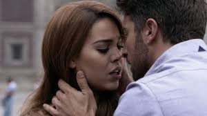 10 Reasons to Watch La Doña