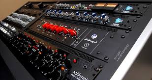 Here are six of the best mixing tutorials and online courses that you need to know about. Top 8 Best Online Mastering Services For Instant And Automated Magic