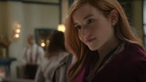 Netflix dévoile une bande-annonce pour sa future mini-série "Inventing Anna"