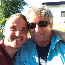 Does anyone no why my 2024 outlander 700 max xt says no fuel but the bike  is full