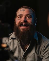 Here's some BTS pics from @postmalone's conversation with the team from  @huntthegame 🐻🐻 #HuntShowdown1896