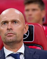 Ajax stelt coach Keizer (ex-VVSB) op non-actief
