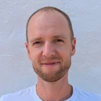 100+ perfiles de «Weiland»