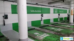 Tar du bilen till nacka forum är det lätt att hitta vägen. Nacka Forum Nacka Centrum Sthlm Charging Station In Nacka