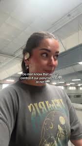 First bloom for this massive #ponytail #palm with Mike Holloway, horti...