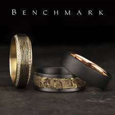 7mm 14k Yellow Gold Men S Band With 104 Diamonds Accenting A Horizontal Mini Bark Center 8mm Tantalum Men Mens Wedding Rings Mens Wedding Bands Rings For Men