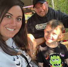 Hostile Sprocket Armor Plated 6-Lug Wheel; 20x12; -44mm Offset New tires  only driven 3k miles Willing to trade OBO