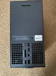 What is the xbox mini fridge price? Xbox Series X Fotos Zeigen Anschlusse Und Mysteriosen Port Mutmassliche Details Zur Ssd