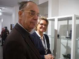 La Galerie A Le Plaisir De Vous Présenter Son Reportage Photos Lors De Son  Vernissage Du 07 Mars 2024.