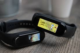 The charging interface has been changed to the below of heart rate sensor, and two contact points design, just charge at a touch. Xiaomi Mi Band 5 Global Version Now Available Chinagadgets