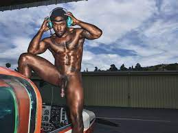 Naked male rappers