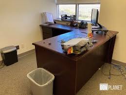 Dark Wood L Shaped Desk In Charlottesville Virginia United States Ironplanet Item 4427714