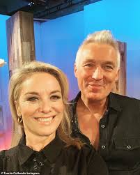 Bit.ly/1kya9sv tamzin outhwaite joins lorraine to talk about being involved in an online thriller Tamzin Outhwaite Reunites With On Screen Husband Martin Kemp Australiannewsreview