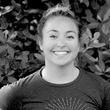 Holly Martin's Instagram, Twitter & Facebook