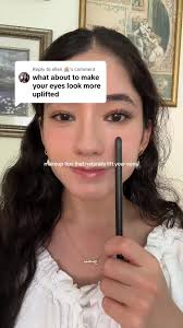 Cómo levantar naturalmente los ojos con maquillaje