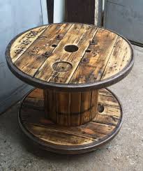 Found On Bing From Www Pinterest Com Kabelspulen Tisch Kabeltrommel Tisch Holzkiste Couchtisch