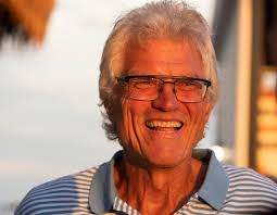 North Catholic and Villanova legend Hank Siemiontkowski takes a bow at the  Shore