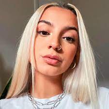 Research has shown that hair grows at 6 inches per year for asians, 5 inches per year so, it will take 3 months for bleached hair to grow out before you can go back to your original color or dye it again. How Long Does Bleached Hair Take To Grow Out Does It Grow Out Faster Or Slower Than Normal Hair