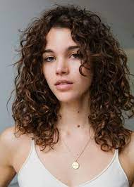Pauline Hoarau Curly Hair Styles Curly Hair Inspiration Curly Hair Styles Naturally