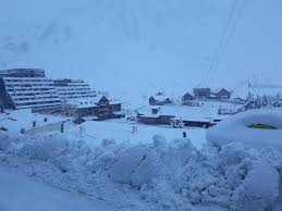 Meteo neige ax 3 domaines. Meteo Les Images Des Stations De Ski Des Pyrenees Recouvertes De Neige Pendant La Nuit Actu Occitanie