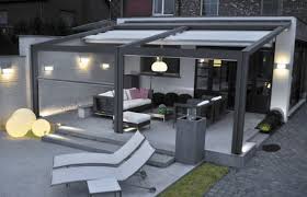 Pergola Aus Metall 40 Inspirierende Beispiele Und Ideen Pergola Metall Terrassenuberdachung Sichtschutz Wintergarten Pergola Pergola Design Pergola Metall