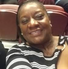 Lois and her great grand baby. I really love the second picture. 🥹