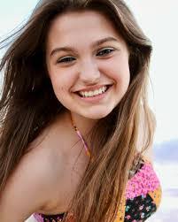 Michelle Babcock's Instagram, Twitter & Facebook