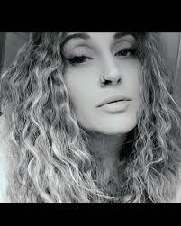 Ashleigh Patton's Instagram, Twitter & Facebook